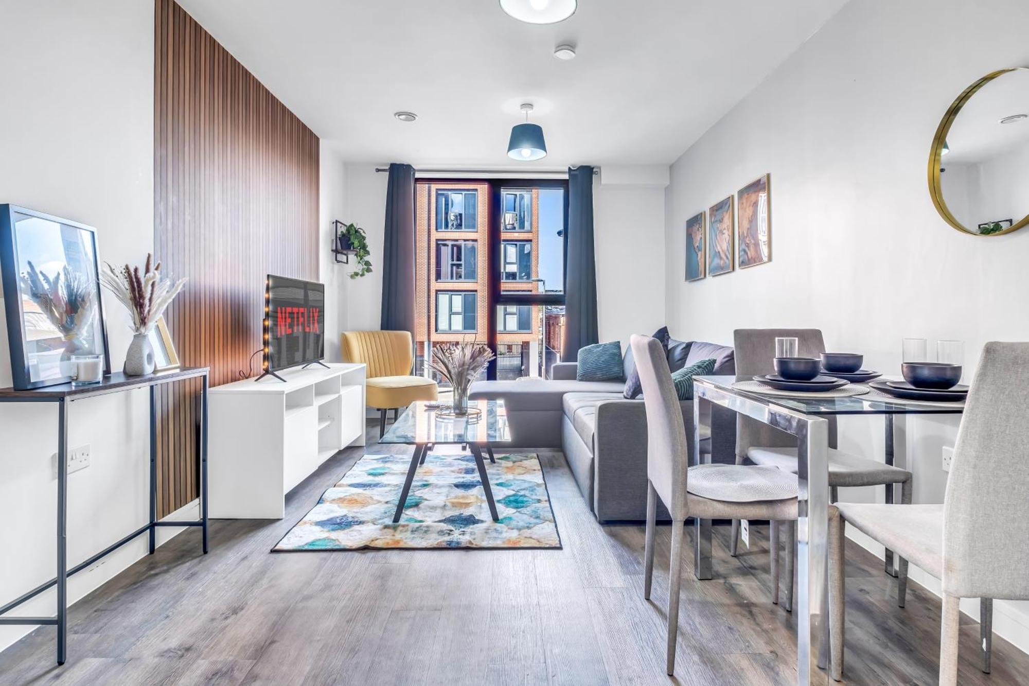 City Centre Emerald Escape - Sleeps-6, 2Beds & 2Baths , Netflix , Free Internet バーミンガム エクステリア 写真